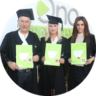 סטודנטים בטקס סיום תואר