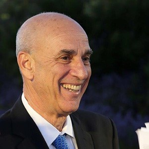 פרופ' שלמה נוי