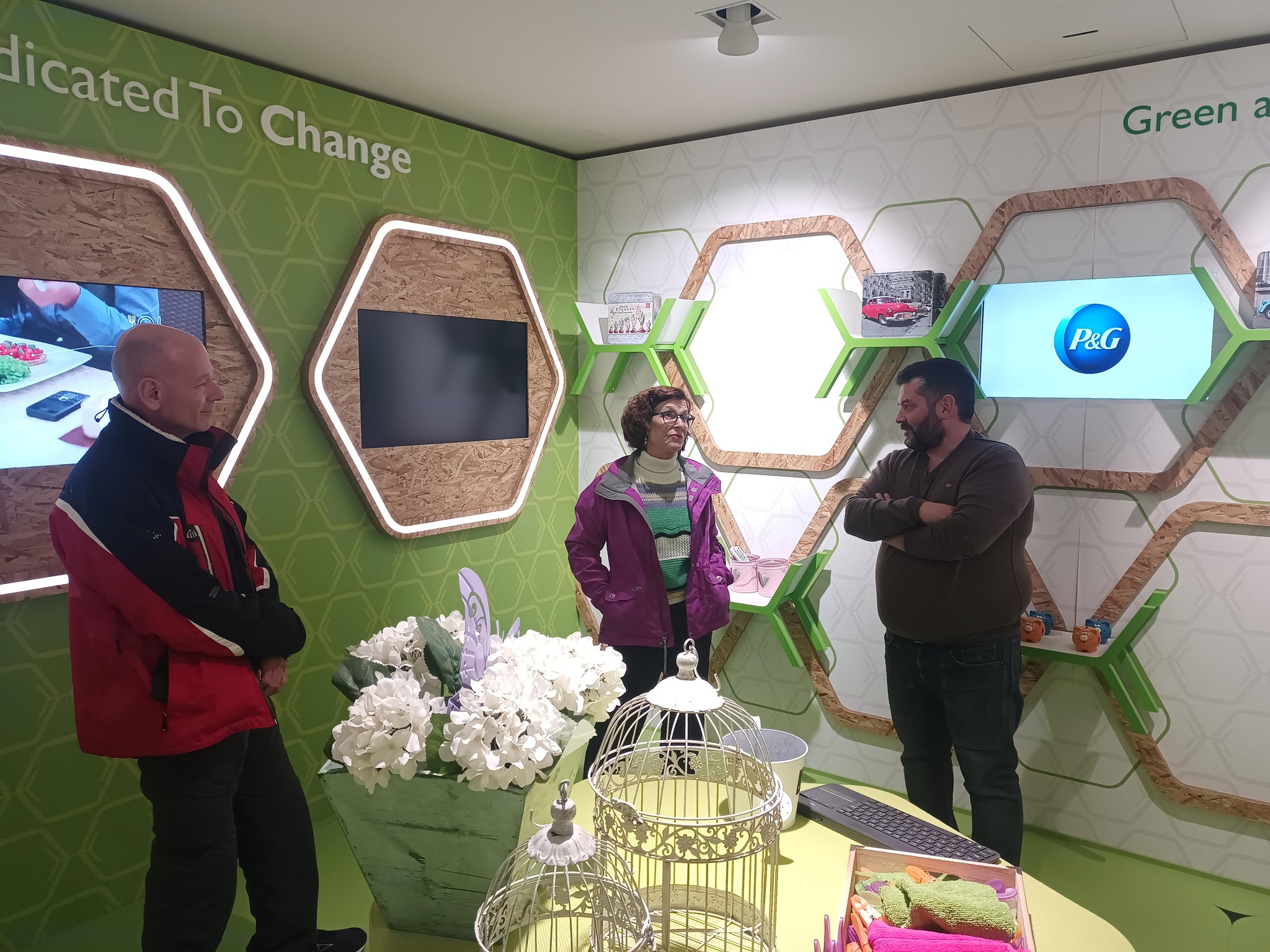 Ono Business School Professors