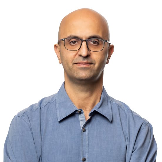 Portrait of Dr. Sharbel Shuker