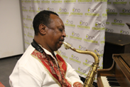 Saxophonist Abatte Barihun