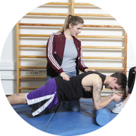 סטודנטים בשיעור באולם ספורט