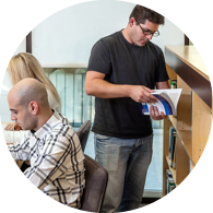 סטודנטים בספרייה