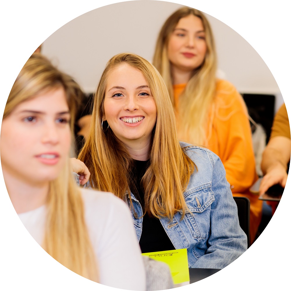 סטודנטיות בכיתה